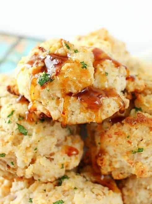 Maple Bacon & Cheddar Buttermilk Biscuits