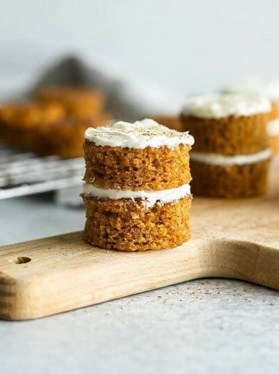 Mini Layered Carrot Cakes