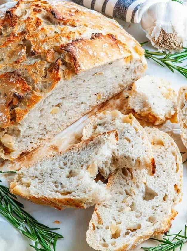 No Knead Rosemary Garlic Bread