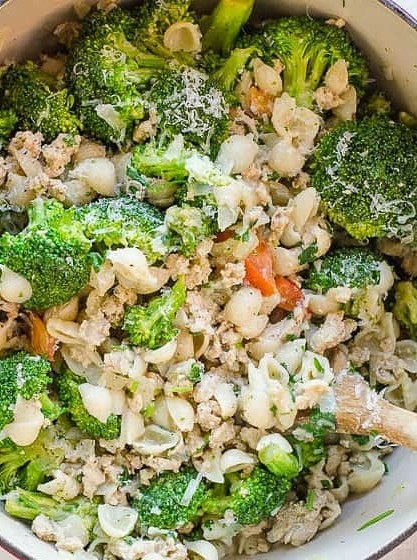 Ground Turkey and Broccoli Pasta