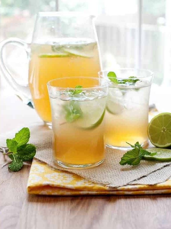 Refreshing Mint Lime Iced Tea Cooler