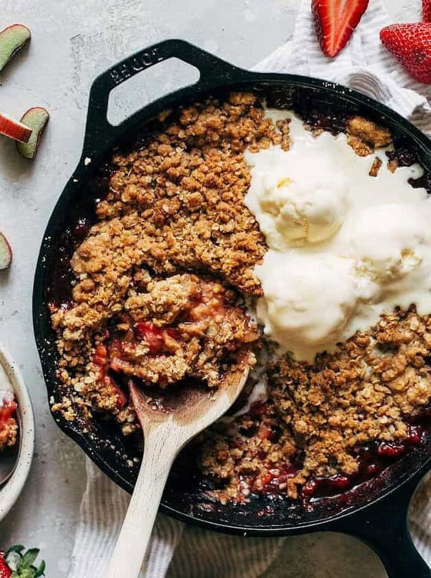 Strawberry Rhubarb Crisp