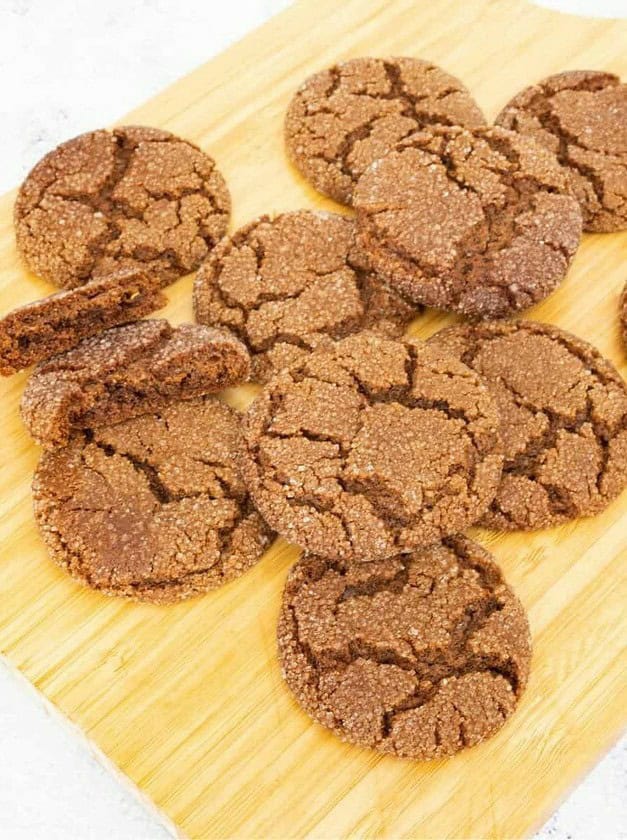 Molasses Cookie