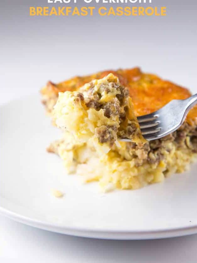 Cheesy Sausage and Hashbrown Breakfast Casserole