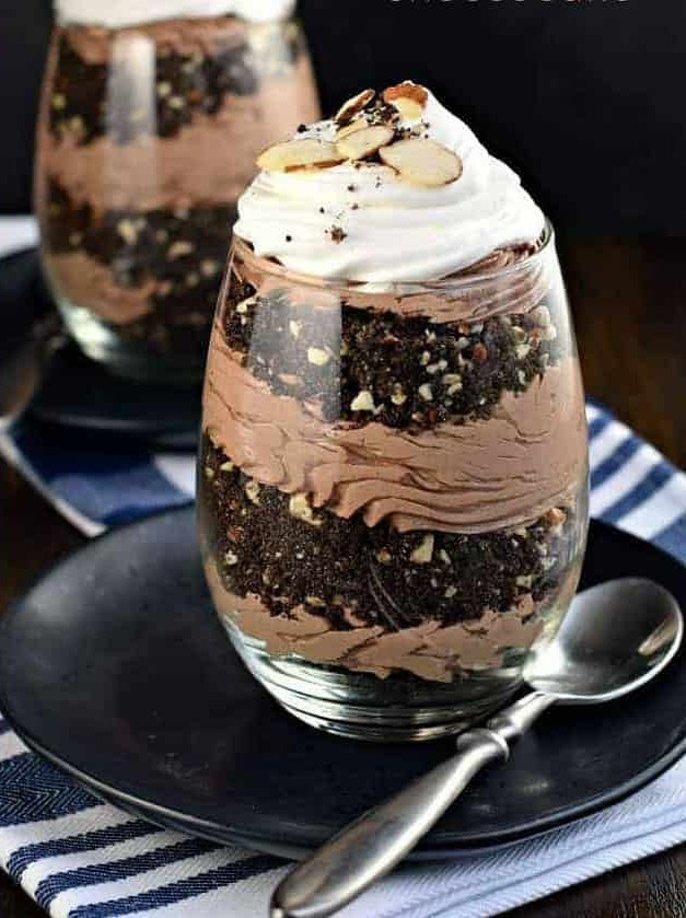 Chocolate Almond Cheesecake Parfait