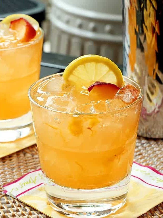 Kentucky Peach Vodka Cocktail