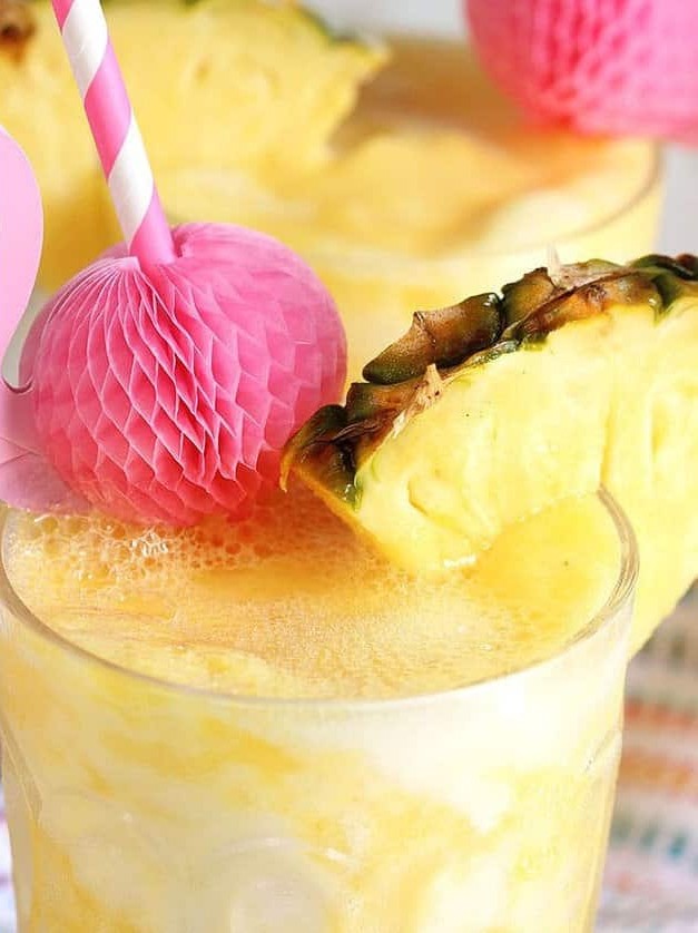 Pineapple Prosecco Slushie