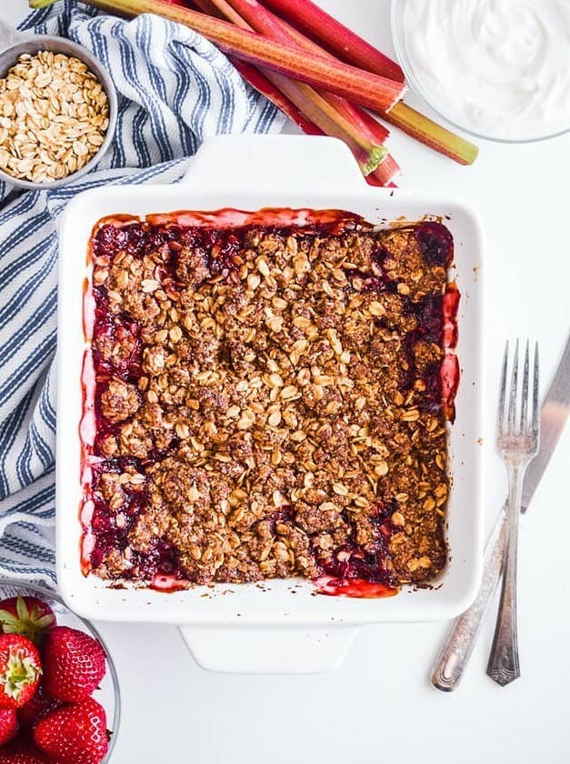 Rhubarb Strawberry Crisp