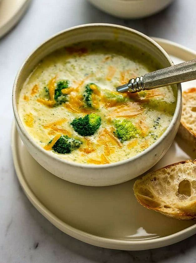 Easy Broccoli Cheese Soup