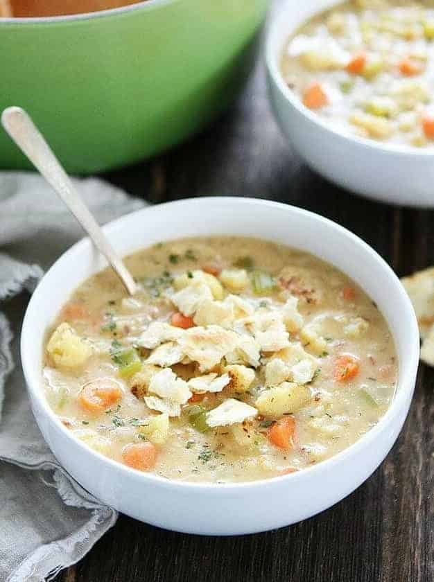 Creamy Roasted Cauliflower Chowder