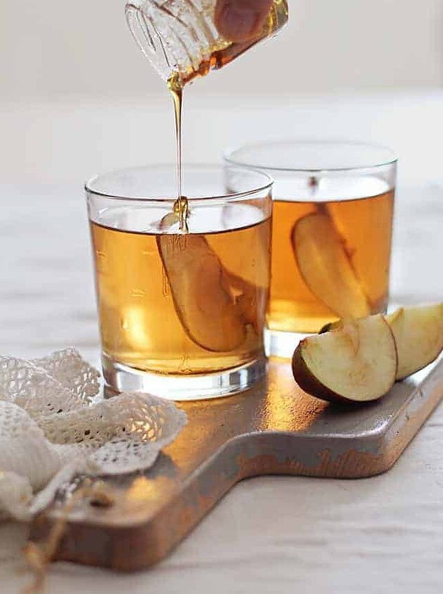 Honey Bourbon Apple Cider Cocktail