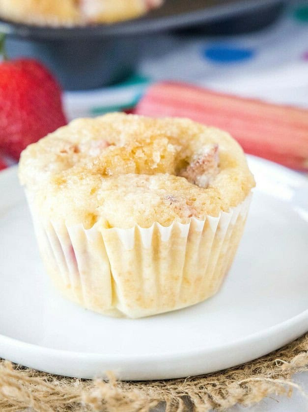 Strawberry Rhubarb Muffins