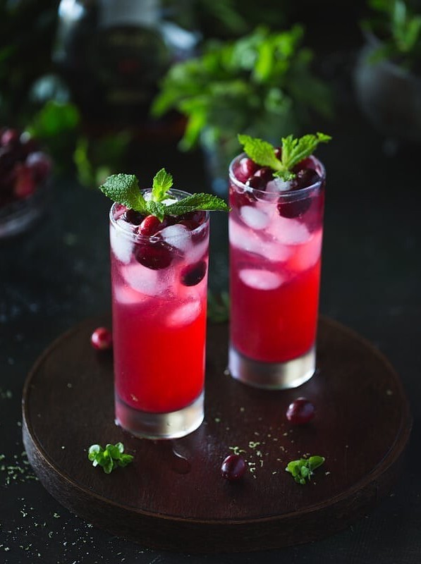 Cranberry and Mint Rum Punch