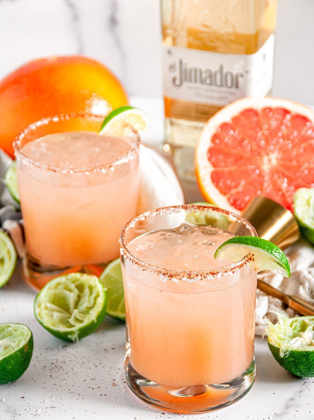 Classic Fresh Grapefruit Paloma