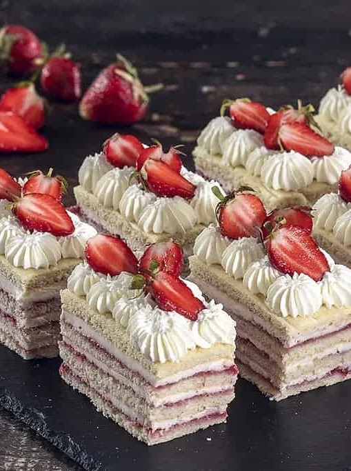 Strawberry Lemon Layer Cake